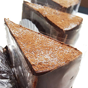 クラシカルチョコレートケーキ